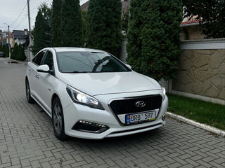 Hyundai Sonata foto 2