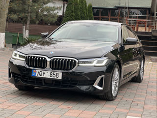 BMW 5 Series foto 8