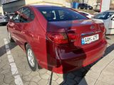 Hyundai Elantra foto 5