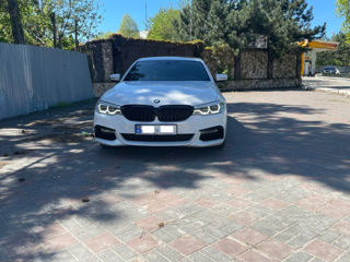 BMW 5 Series foto 1