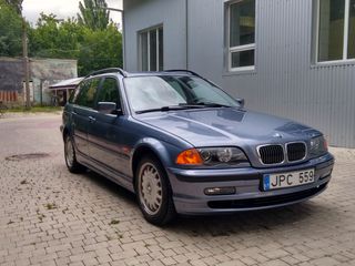 BMW 3 Series foto 2