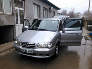 Hyundai Trajet foto 2