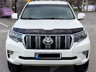 Toyota Land Cruiser Prado foto 2