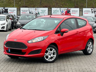 Ford Fiesta foto 3