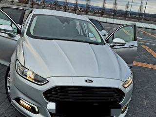 Ford Mondeo foto 6