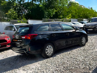 Toyota Auris foto 5