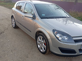 Opel Astra foto 2