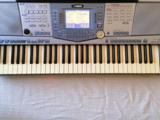 Vind Yamaha PSR-1100