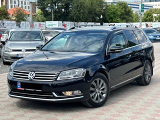 Volkswagen Passat foto 1