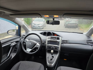 Toyota Verso foto 5