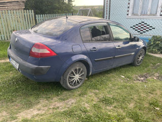 Renault Megane foto 2