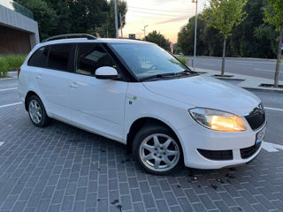 Skoda Fabia foto 2