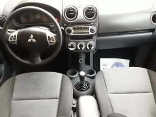 Mitsubishi Colt foto 7