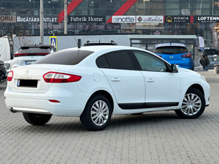 Renault Fluence foto 4