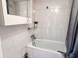 Apartament cu 3 camere, 51 m², Centru, Chișinău foto 9