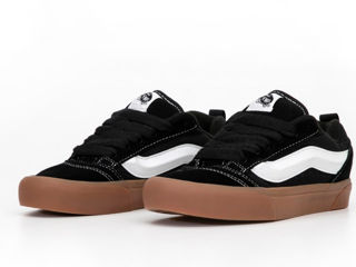 Vans KNU Skool Black Gum Unisex foto 3