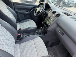 Volkswagen Caddy Maxi foto 11