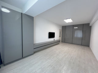 Apartament cu 2 camere, 69 m², Centru, Chișinău foto 5