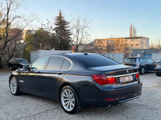 BMW 7 Series foto 4