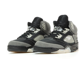 Nike Air Jordan 5 Retro Black/Grey foto 4