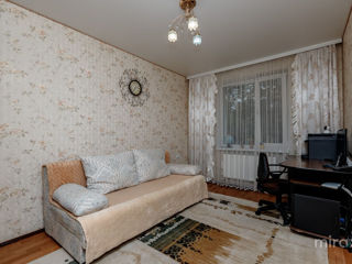 Apartament cu 2 camere, 54 m², Buiucani, Chișinău foto 7