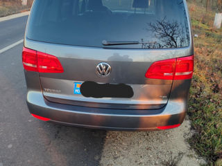 Volkswagen Touran foto 4