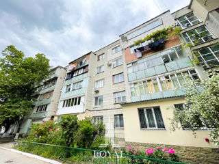 O cameră, 40 m², Poșta Veche, Chișinău foto 1
