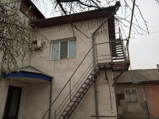 Apartament cu suprafaţa de 91 m.p., situat mun. Bălţi, str. Kiev 127,ap.2, şi terenul aferent foto 3