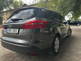 Ford Focus foto 3