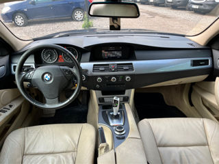 BMW 5 Series foto 7