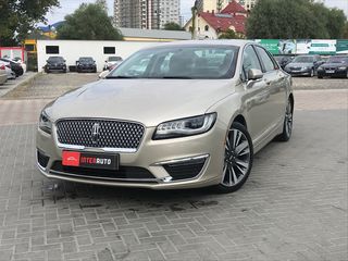 Lincoln MKZ foto 1