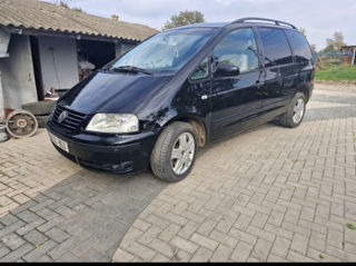 Volkswagen Sharan foto 7