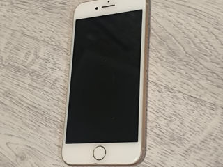 iPhone 8 64 gb фото 1