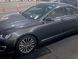 Lincoln MKZ foto 1