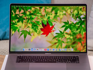 Macbook Pro 16 2020/ Core I7 9750H/ 16Gb Ram/ Radeon Pro 5300M/ 1Tb SSD/ 16" Retina/ 174Cycles!! foto 6