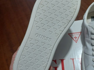 Guess foto 6