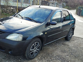 Dacia Logan foto 2