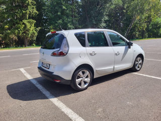 Renault Scenic foto 8