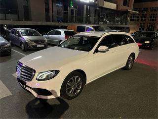 Mercedes E-Class foto 4