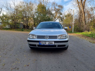 Volkswagen Golf foto 2