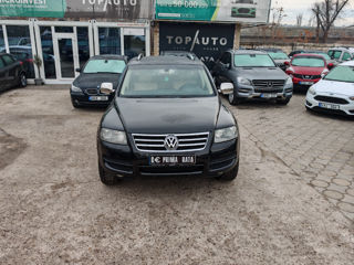 Volkswagen Touareg foto 2