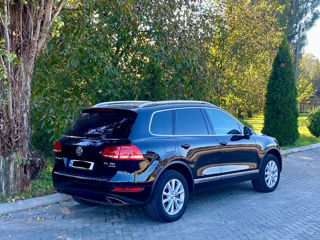 Volkswagen Touareg foto 4