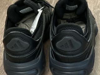 Кроссовки Adidas. Размер 41. foto 3