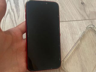 Iphone 11 Red 64GB foto 3