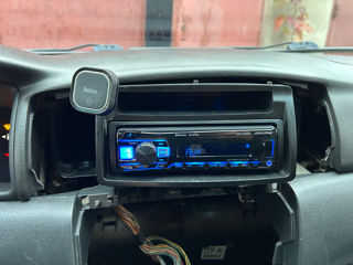 Alpine UTE-200BT фото 4