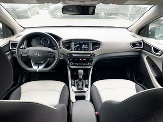 Hyundai IONIQ foto 10