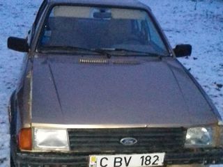 Ford Escort foto 1