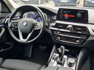 BMW 5 Series foto 13