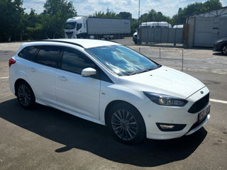 Ford Focus ST foto 1