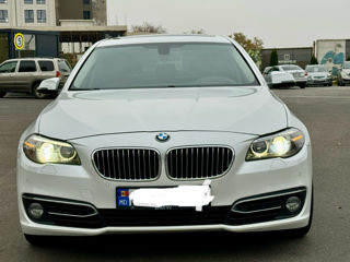 BMW 5 Series foto 3